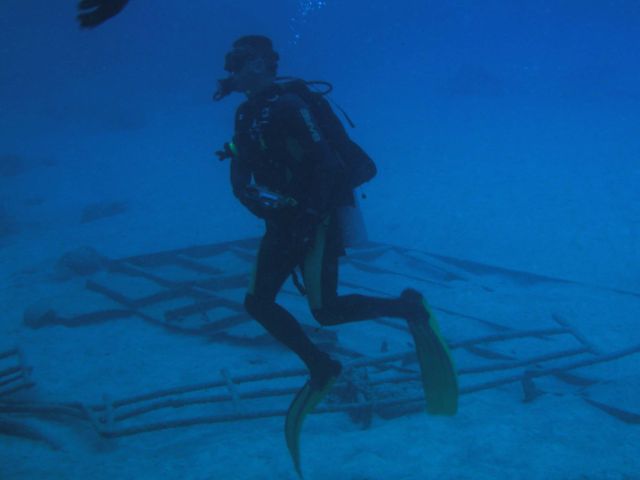 Mark takes a gander at a propeller